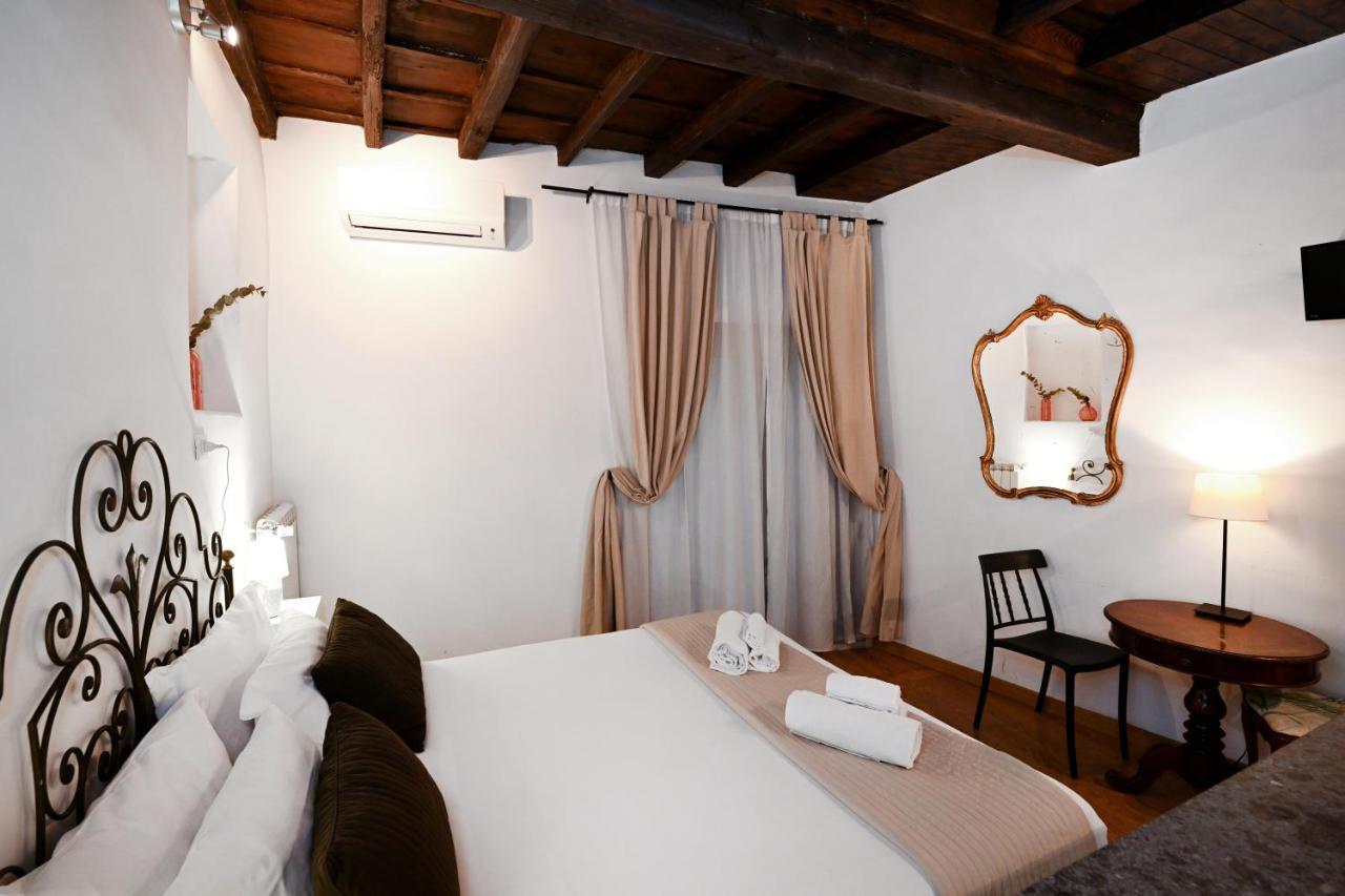 Sangallo - Residenze Romanae Affittacamere Roma